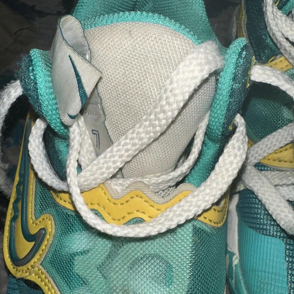 Nike KD Trey 5 X Basketball Shoes Jade/Geode Teal/Sail/Sulfur DD9538-300 Sz 8 M